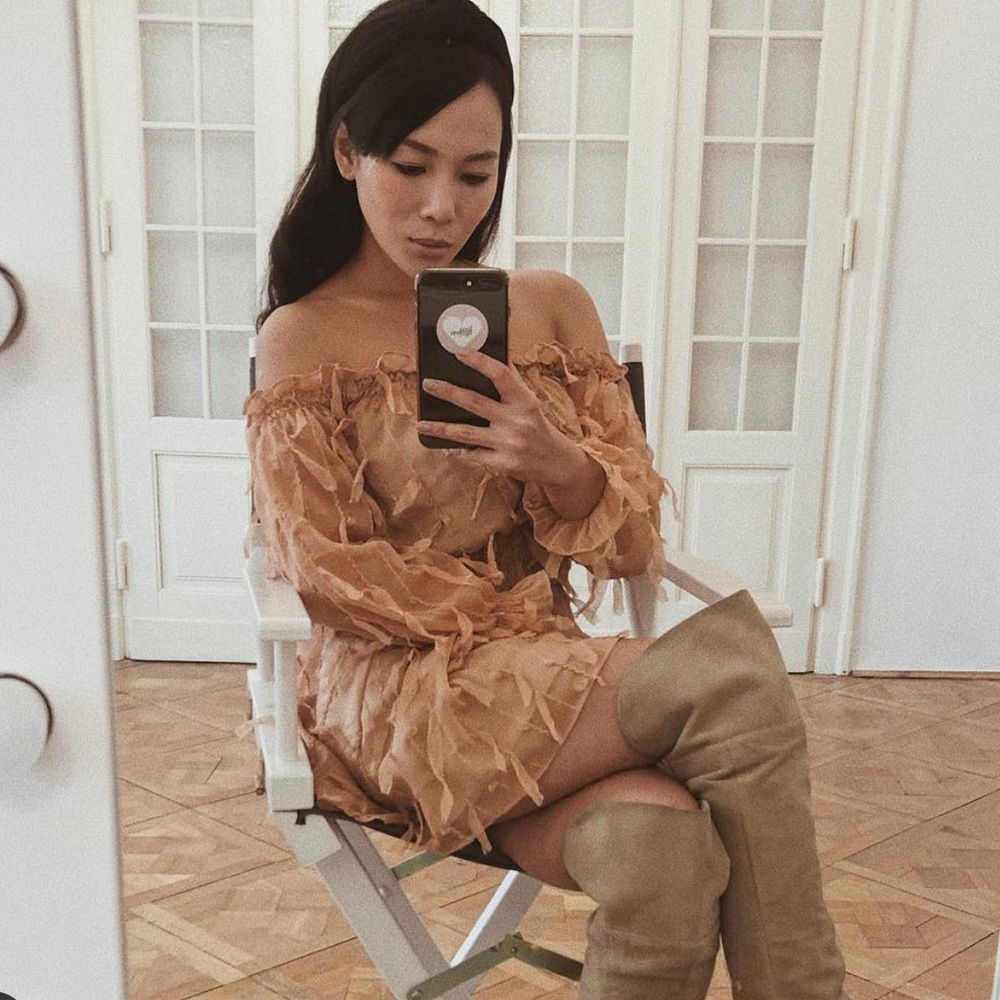 LANA NGUYEN DESIGN BEAUTIFUL DRESS